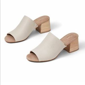 NWT Tom Grace Mule Sandal